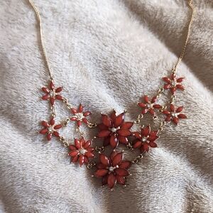Vera Wang Gold Tone Necklace With Red Flower with Center Crystals 2 Tier Bib 16"